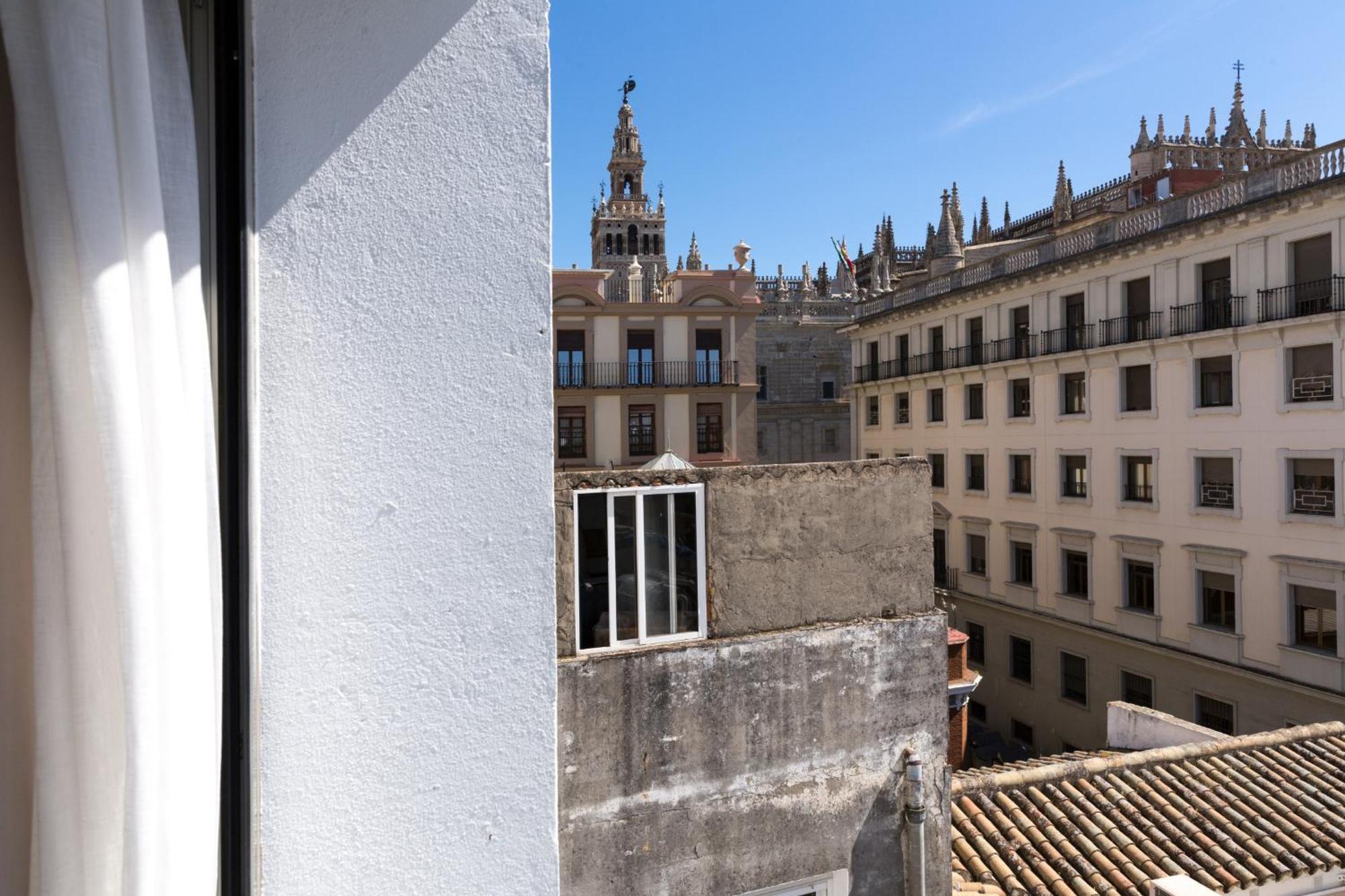 Welldone Cathedral Suites Sevilla Zimmer foto